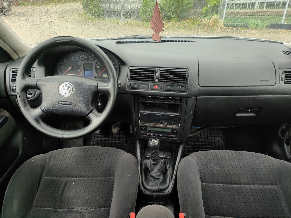 Volkswagen Golf 1.9 diesel // alufelgi // klimatronic // zamiana // ra