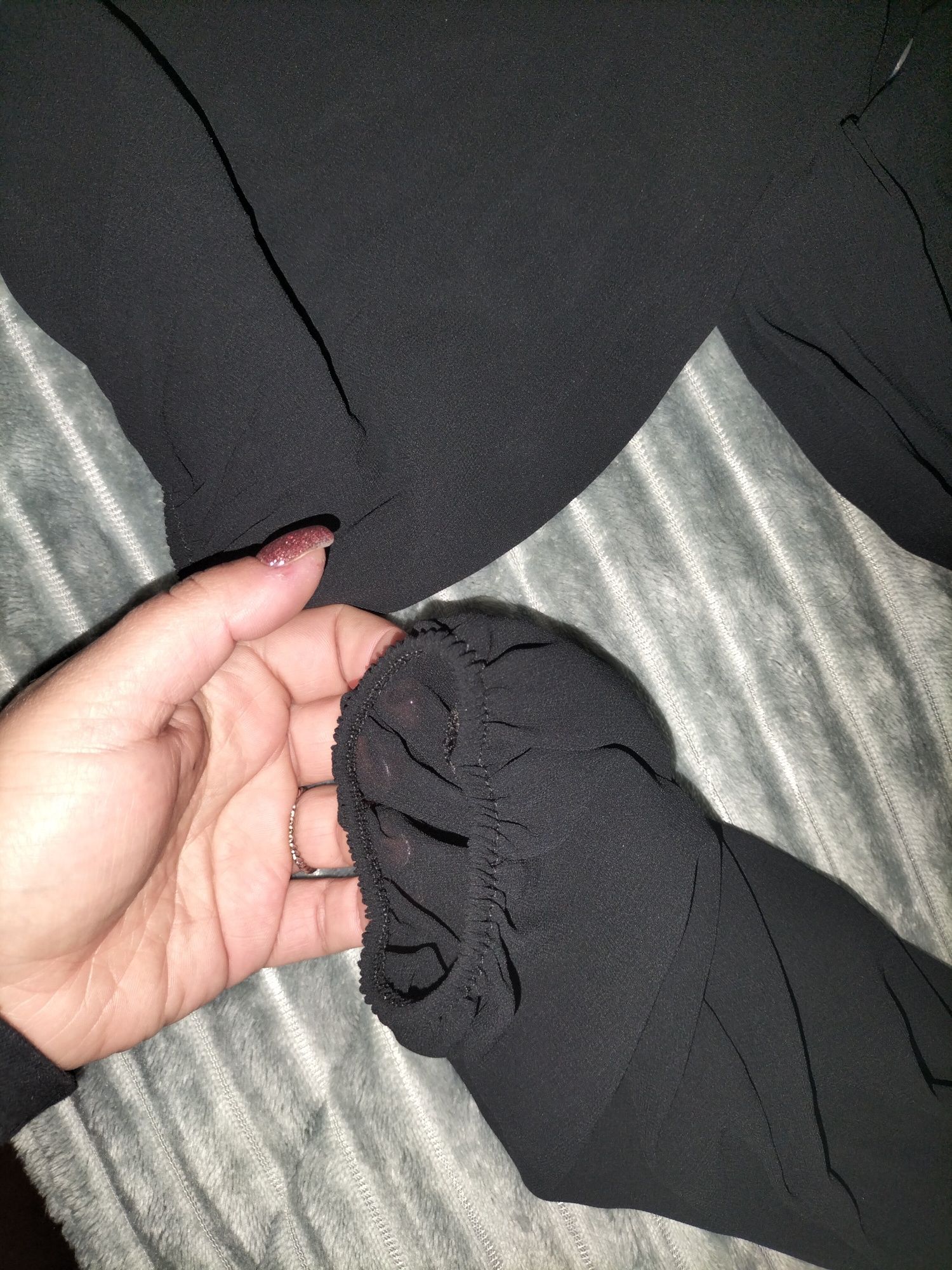 Top preto novo com etiqueta