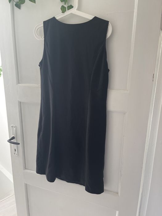 Sukienka czarna elegancka