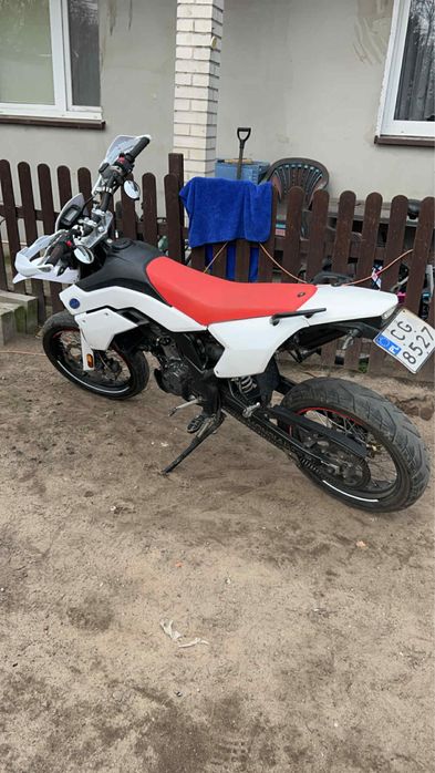 Motor 125cc supermoto
