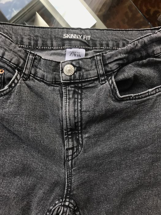 Szare jeansy ZARA