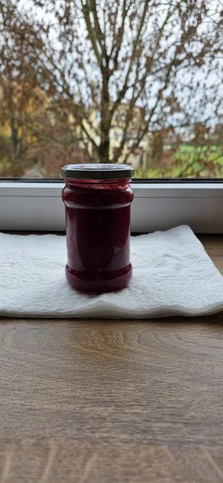 Żurawina tegoroczna ( dojrzała) w słoiczku