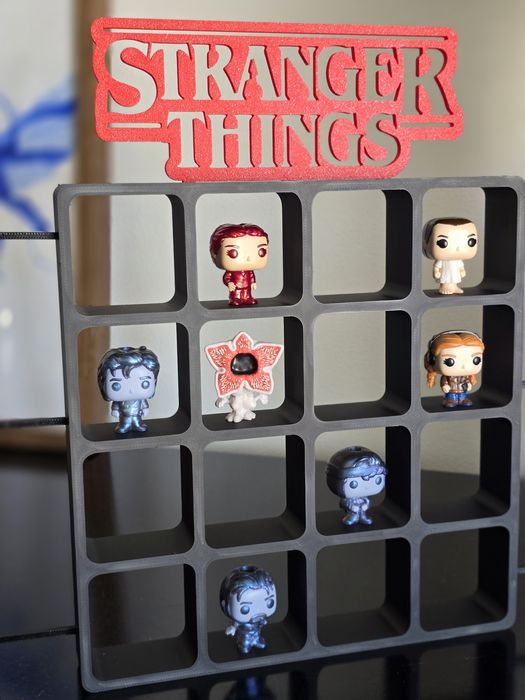 Expositor Stranger Things Funko POP Kinder JOY