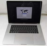 Apple MacBook Pro 15" Core i7-7700HQ 16GB RAM 256GB SSD Silver