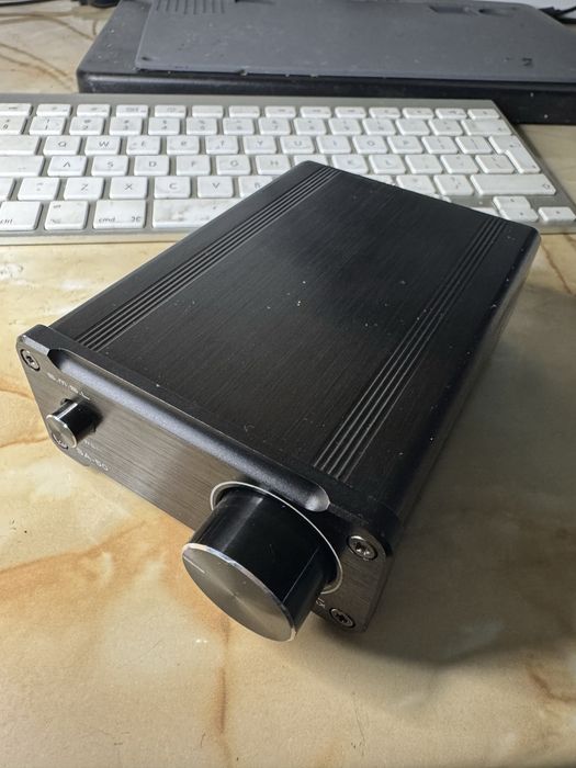 Wzmacniacz stereo S.M.S.L. SA-50