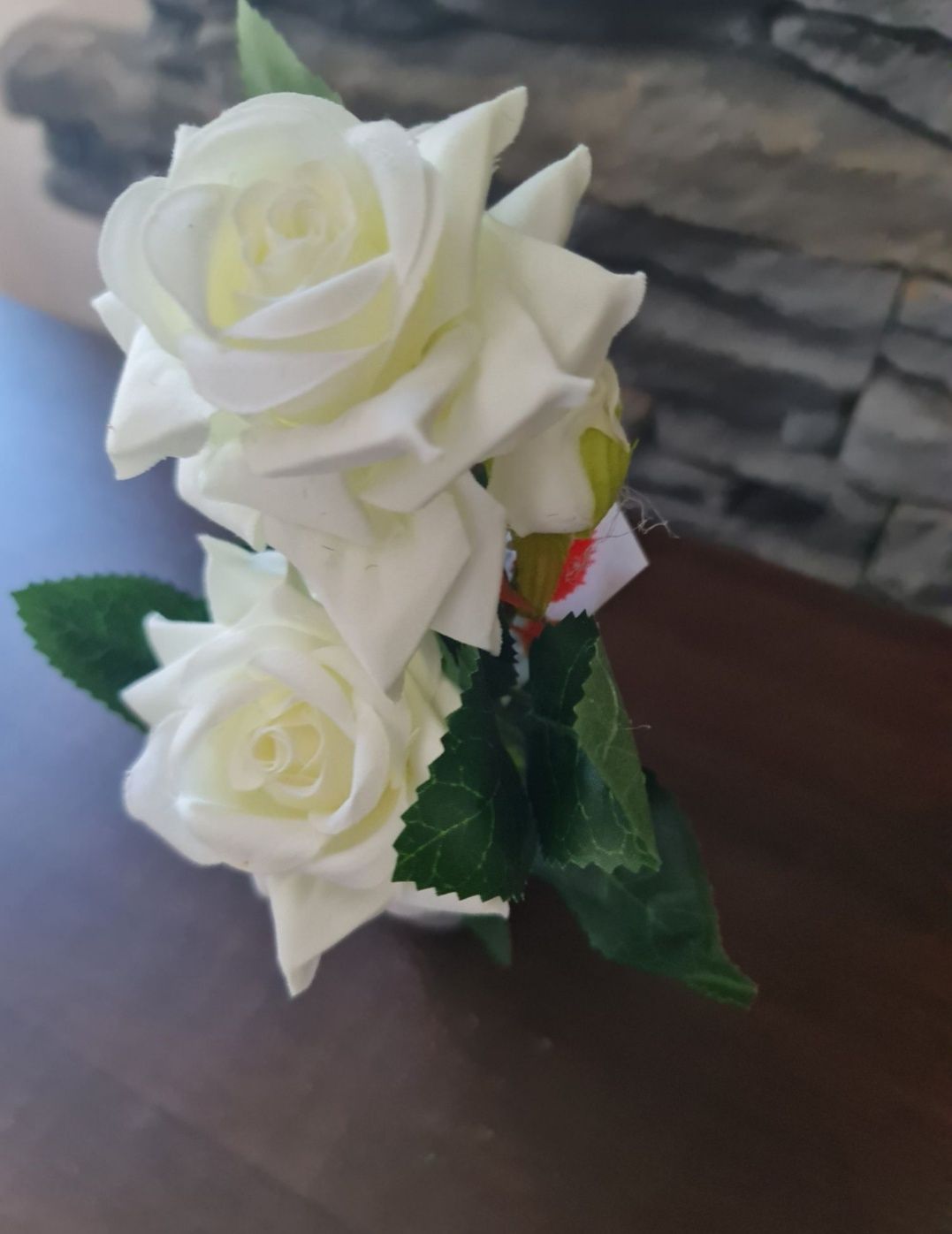 Sztuczny kwiat w ceramicznej doiczce 30cm 48tknkw