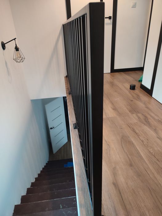 Balustrada schodowa barierka poręcz metalowa stalowa