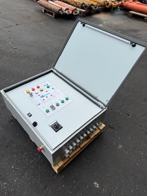 Poggi szafa sterująca do silosa cementu mobilnego nowa