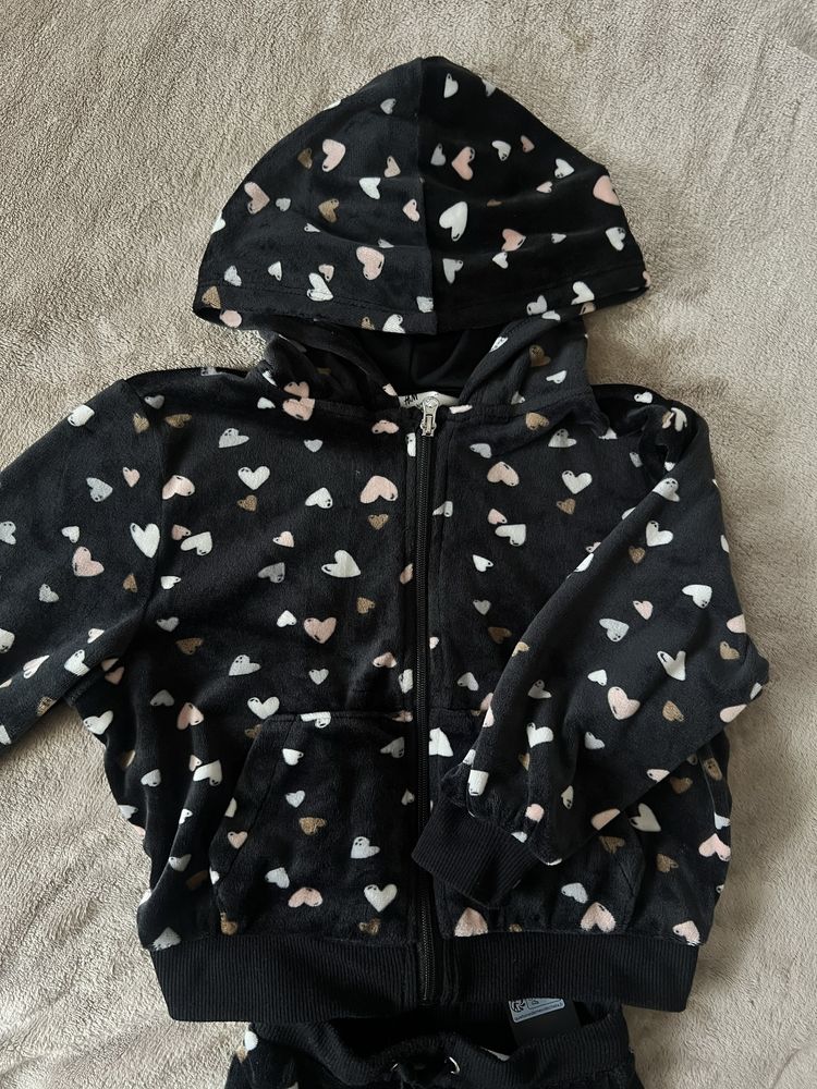 Костюм велюр H&m 2-4роки