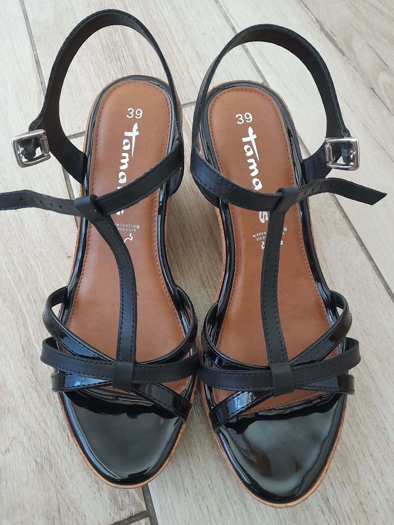 Sandałki na koturnie, espadryle Tamaris rozm.39