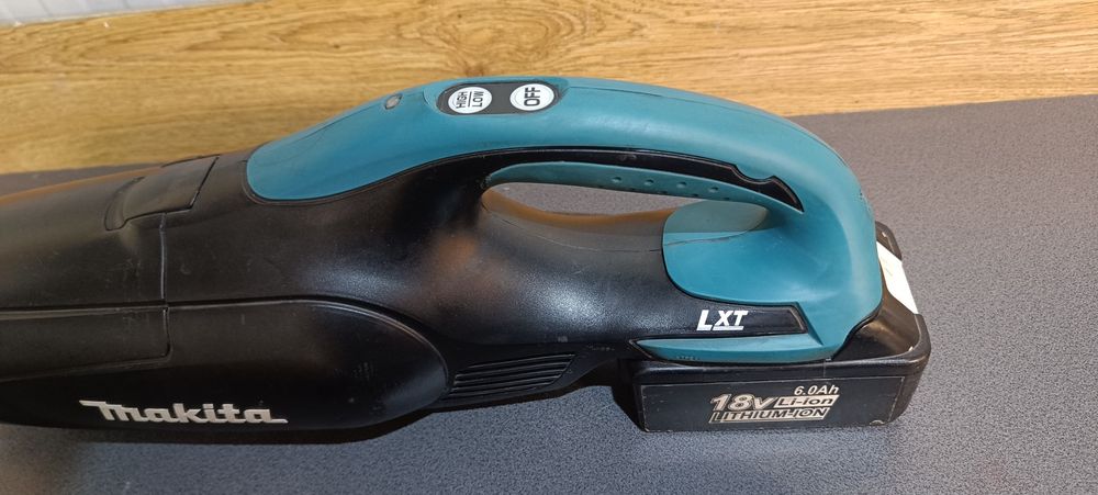 Odkurzacz bezprzewodowy AKUMULATOROWY 18V MAKITA DCL182ZB akumulator