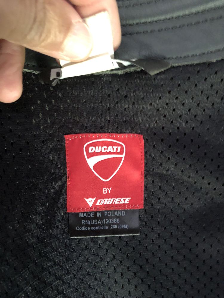 Casoco de mota dainese em pele (novo) Ducati