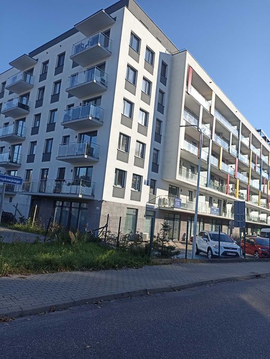 Mieszkanie 50m Apartamentowiec plus komòrka