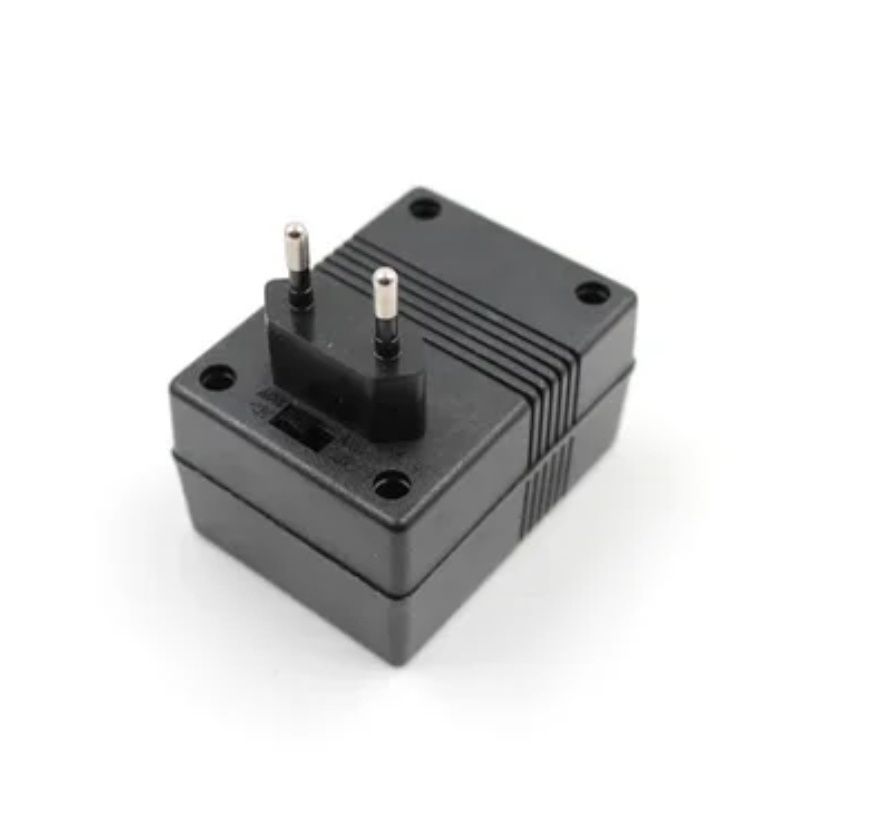 Адаптер блок питания переходник WL-S3 с 220В  110В,  110V на 220V 80W