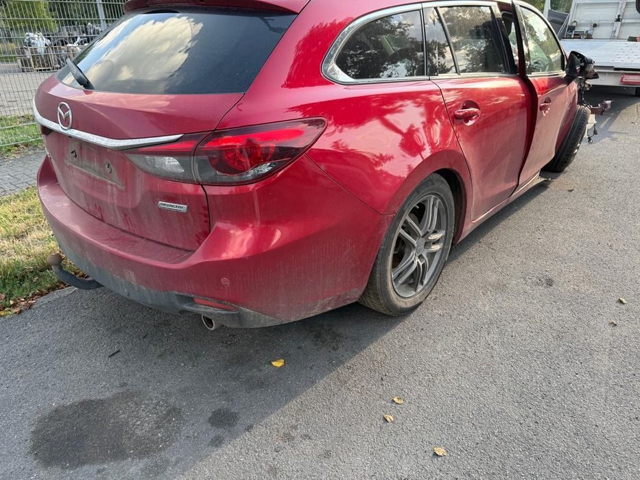 Автрозбірка mazda 6gj, колір 40v, двигун 2.2 диз SH01, акпп