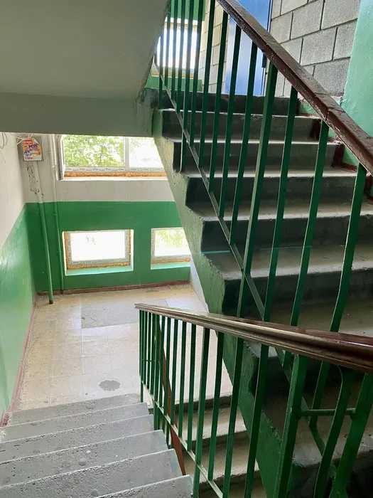 Продам квартиру на жм Парус