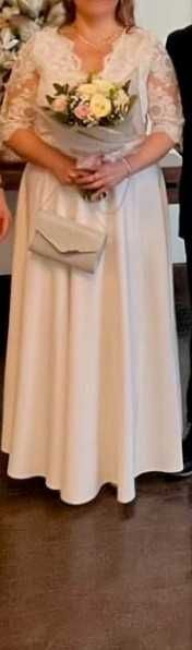 Suknia ślubna z bolerkiem