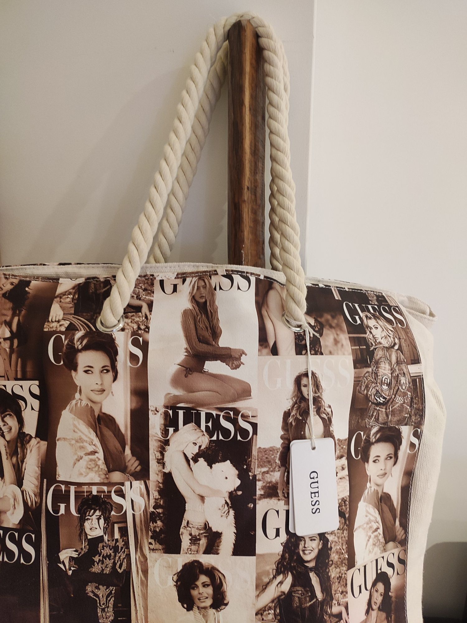 Bolsa Shopper Guess nova com etiqueta