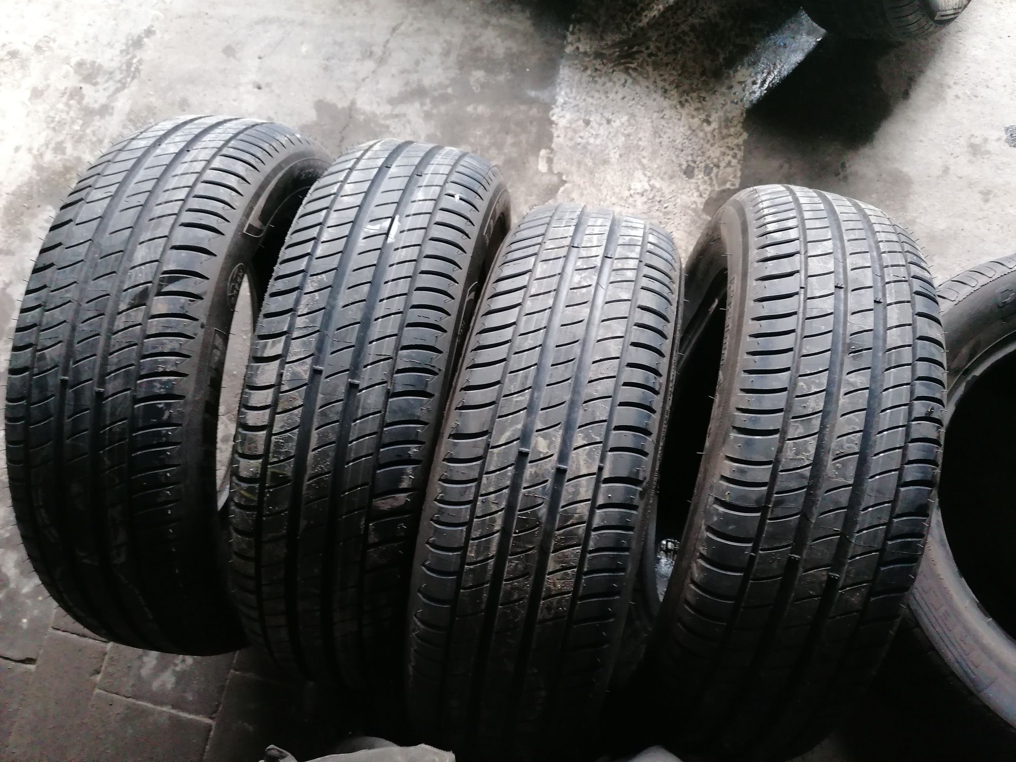 Opony letnie nowe leżaki 215 65r17 Michelin komplet 4 sztuki