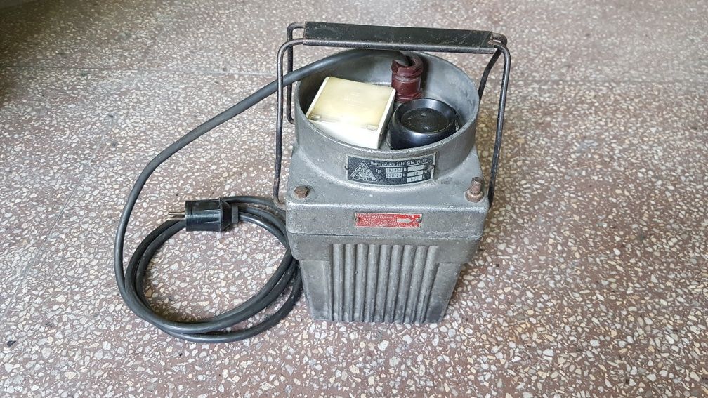 Transformator BHP TBZ-150, 220/24V, 150VA – Warszawskie ZSE - PRL