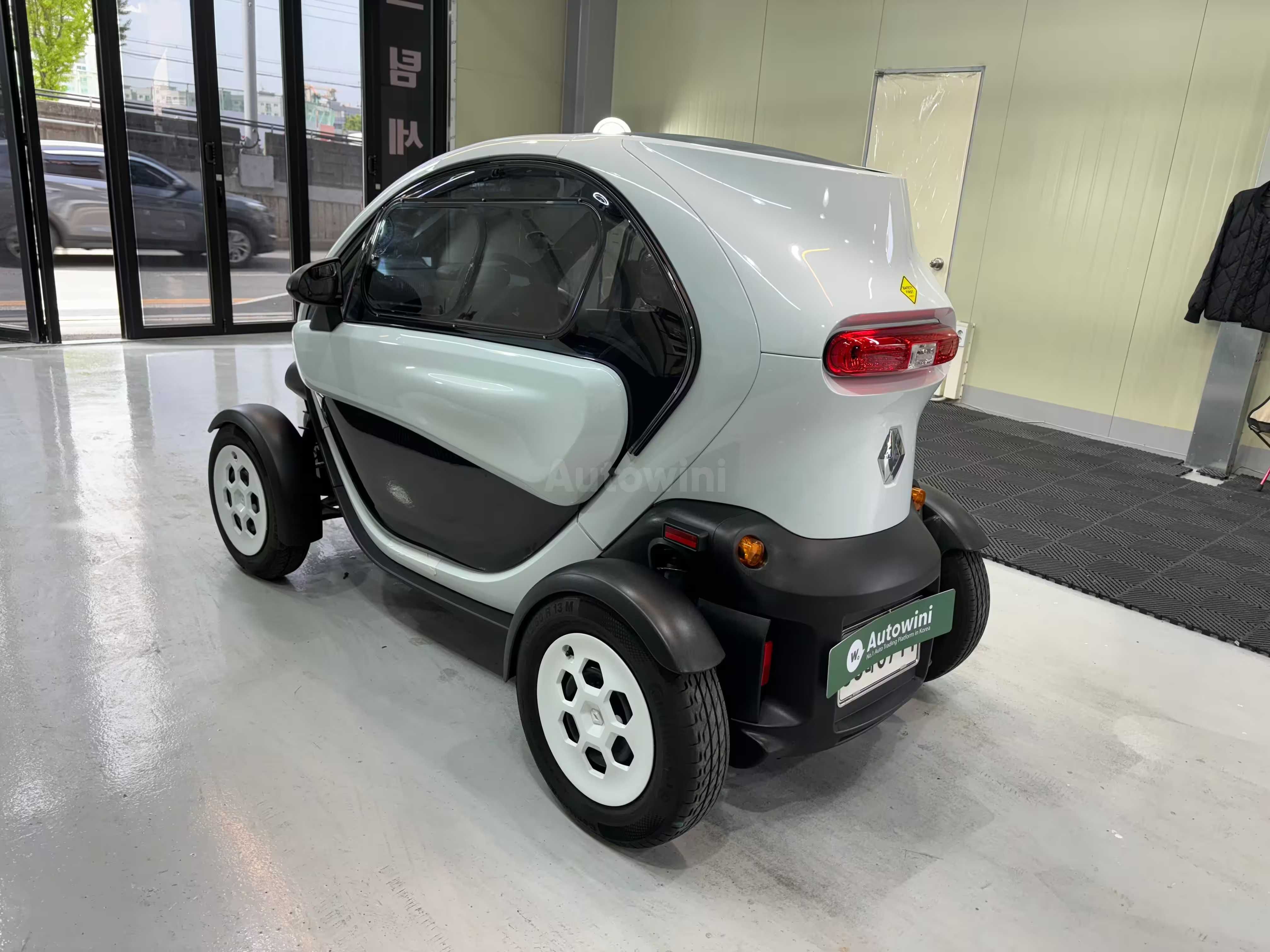 Електричний Renault Twizy 2019 року