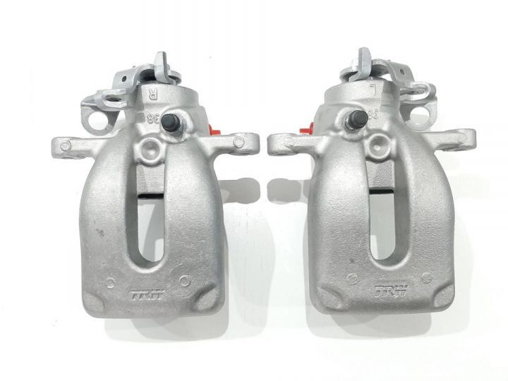 Zacisk tył lewy prawy DS4 DS5 Citroen C4 II Peugeot 3008 I 308 CC