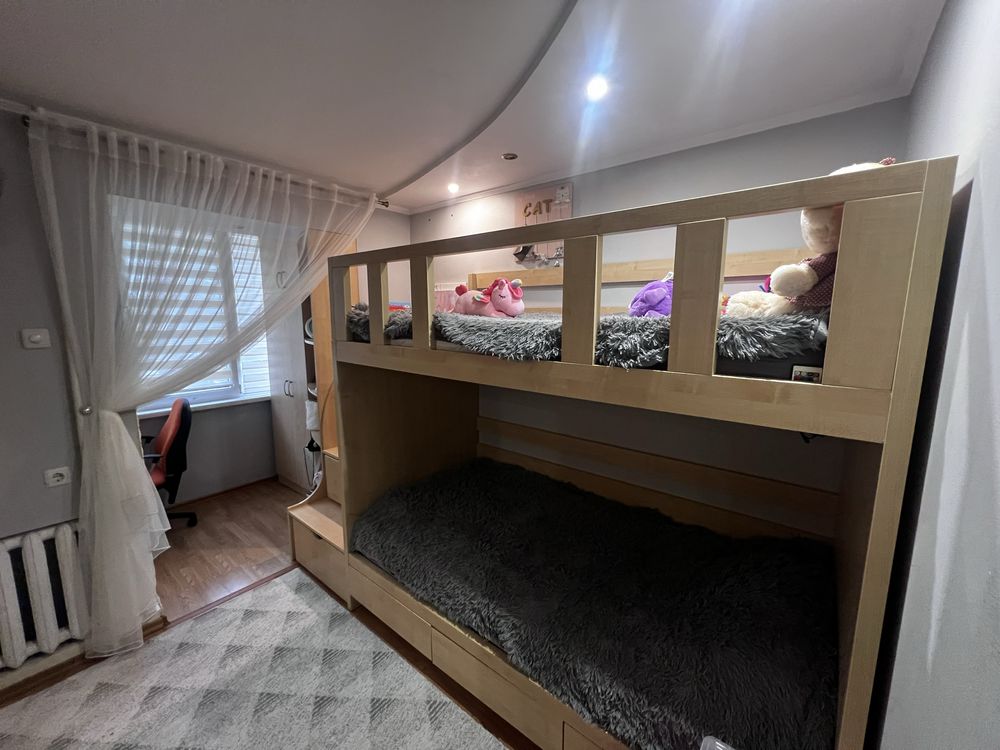 Двоярусне ліжко розмір 2,00 м*90 см з матрасами САМОВИВІЗ