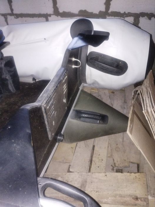 Продам лодку sportex SCHELF330