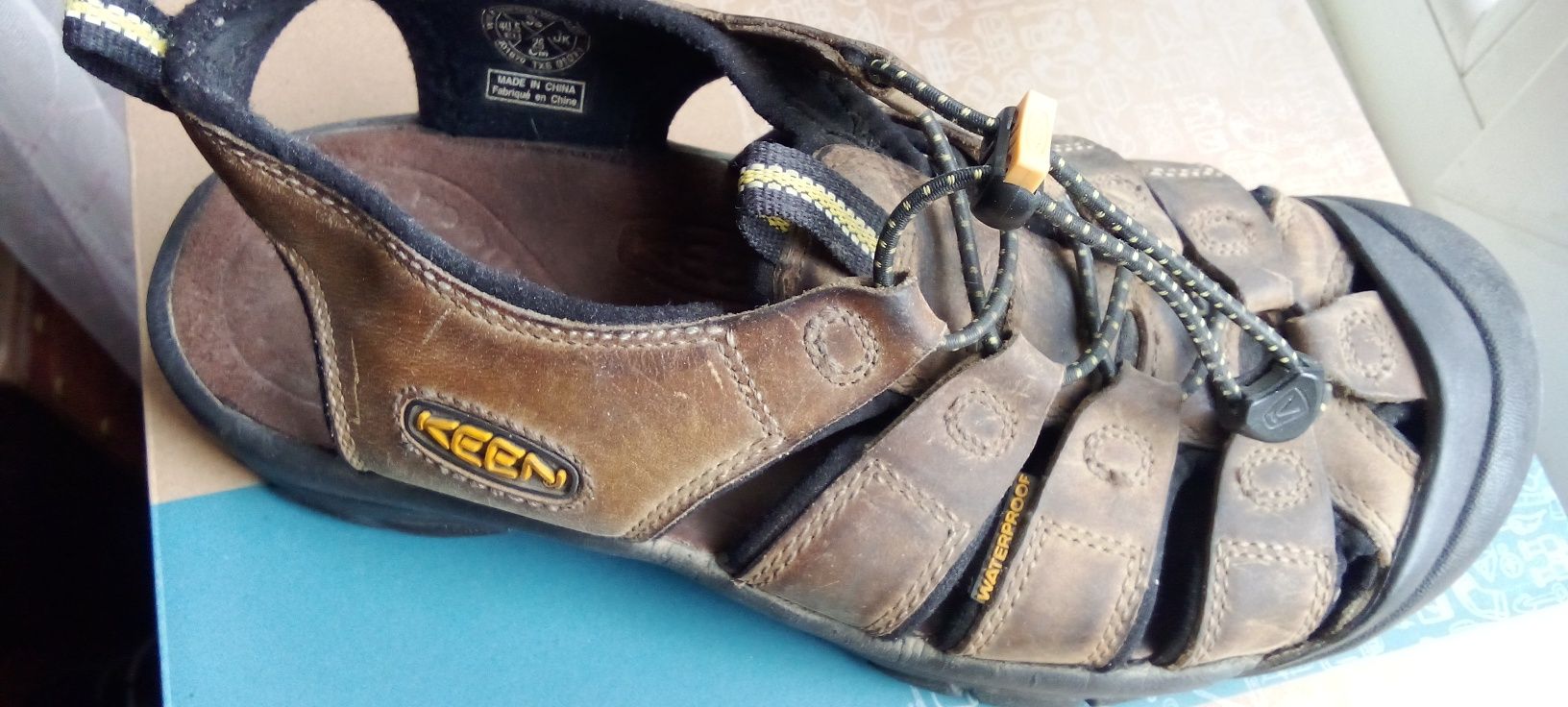 Keen, Merrell original 40-41,46