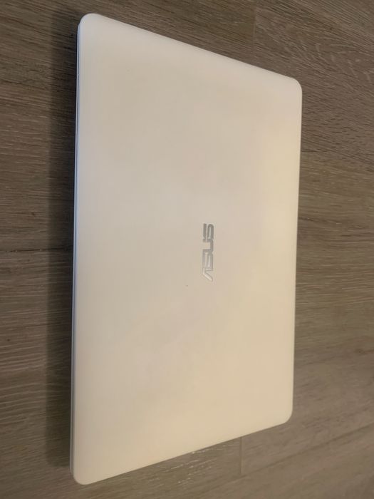 Asus X751S (N3700, 4Gb RAM, 1TB HDD) мертва батарея