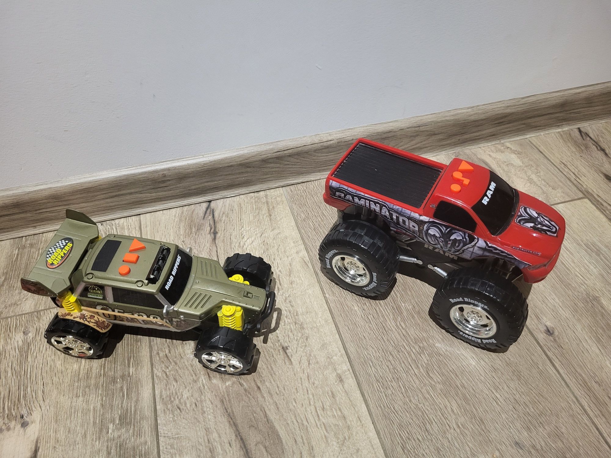 Zestaw aut - laweta, straż pożarna, monster truck