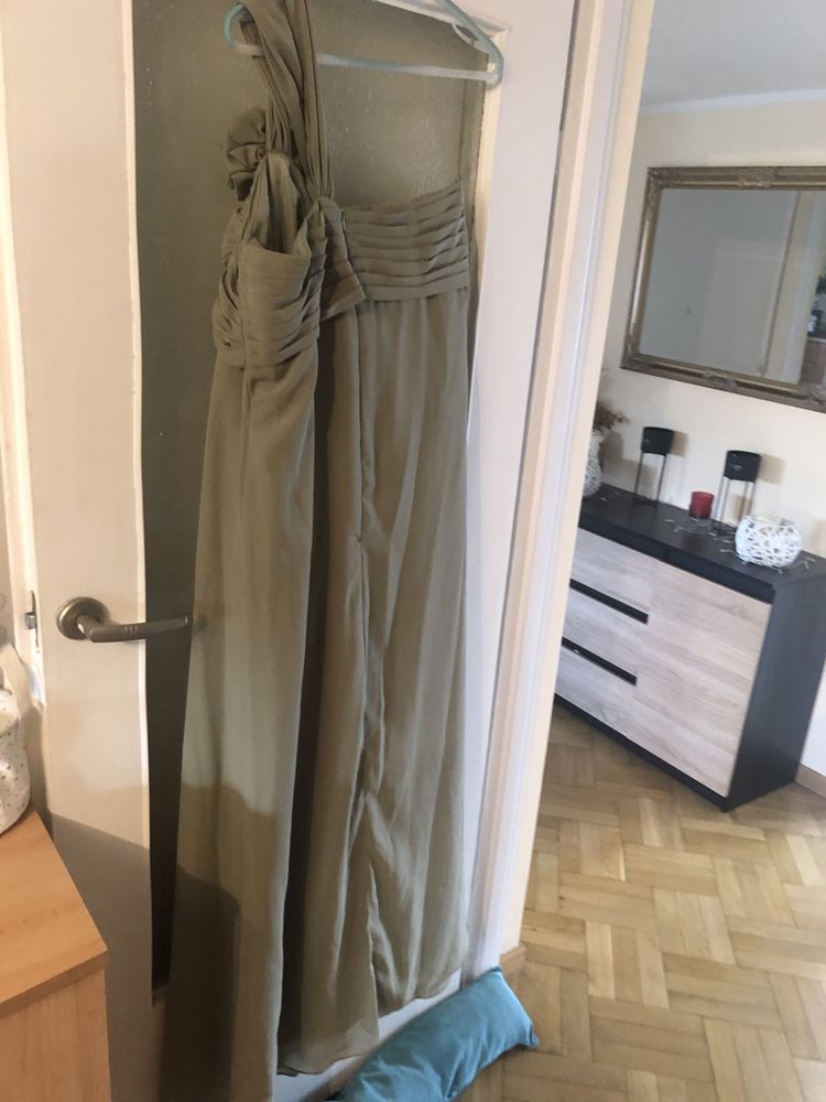 Sukienka oliwkowa długa