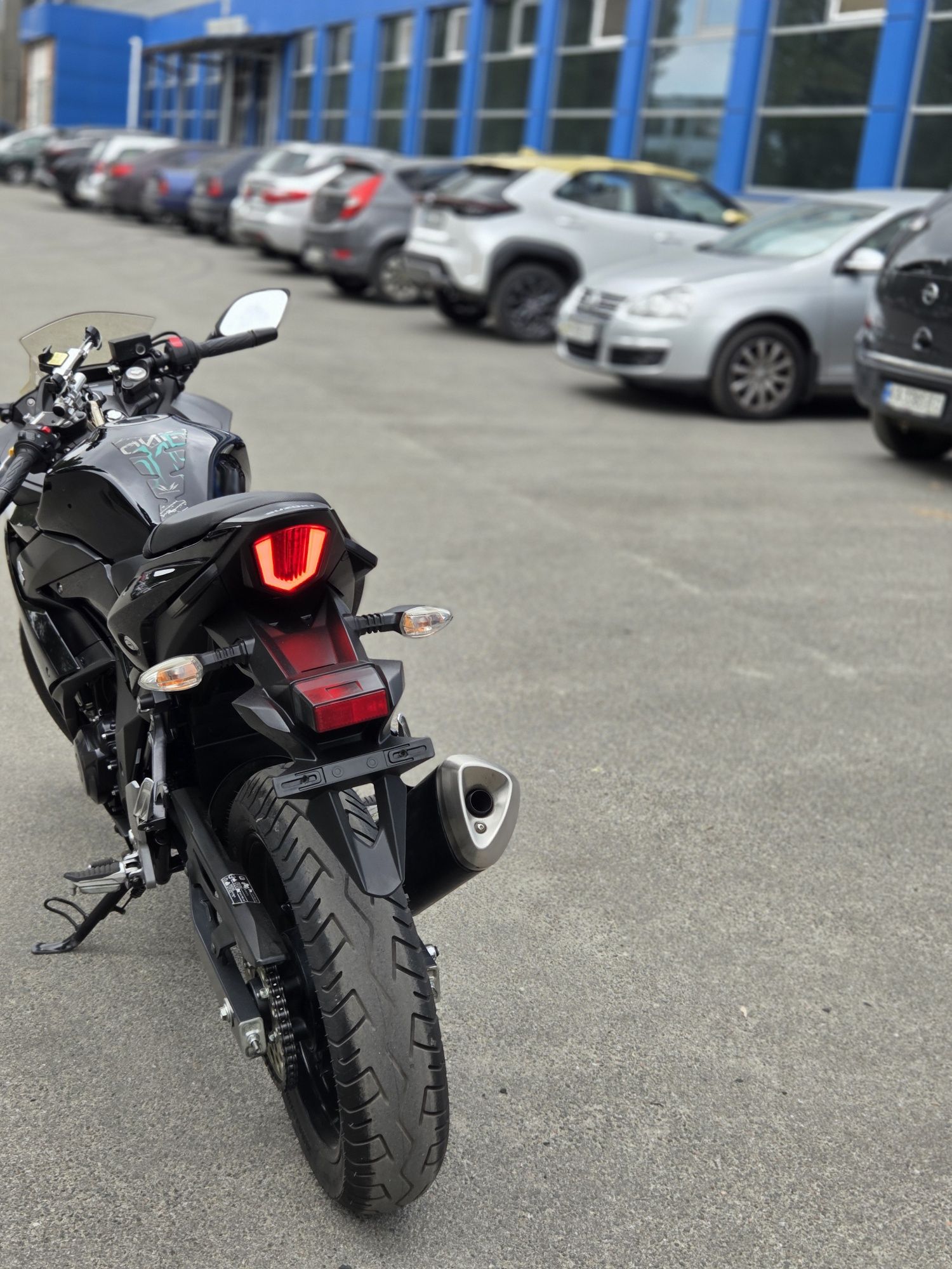 Мотоцикл СУЗУКИ GSX250R,СУЗУКИ 250