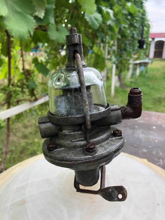 Бензонасос до Москвич 403,407