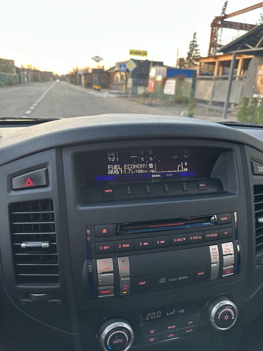 Mitsubishi Pajero Wagon 2010