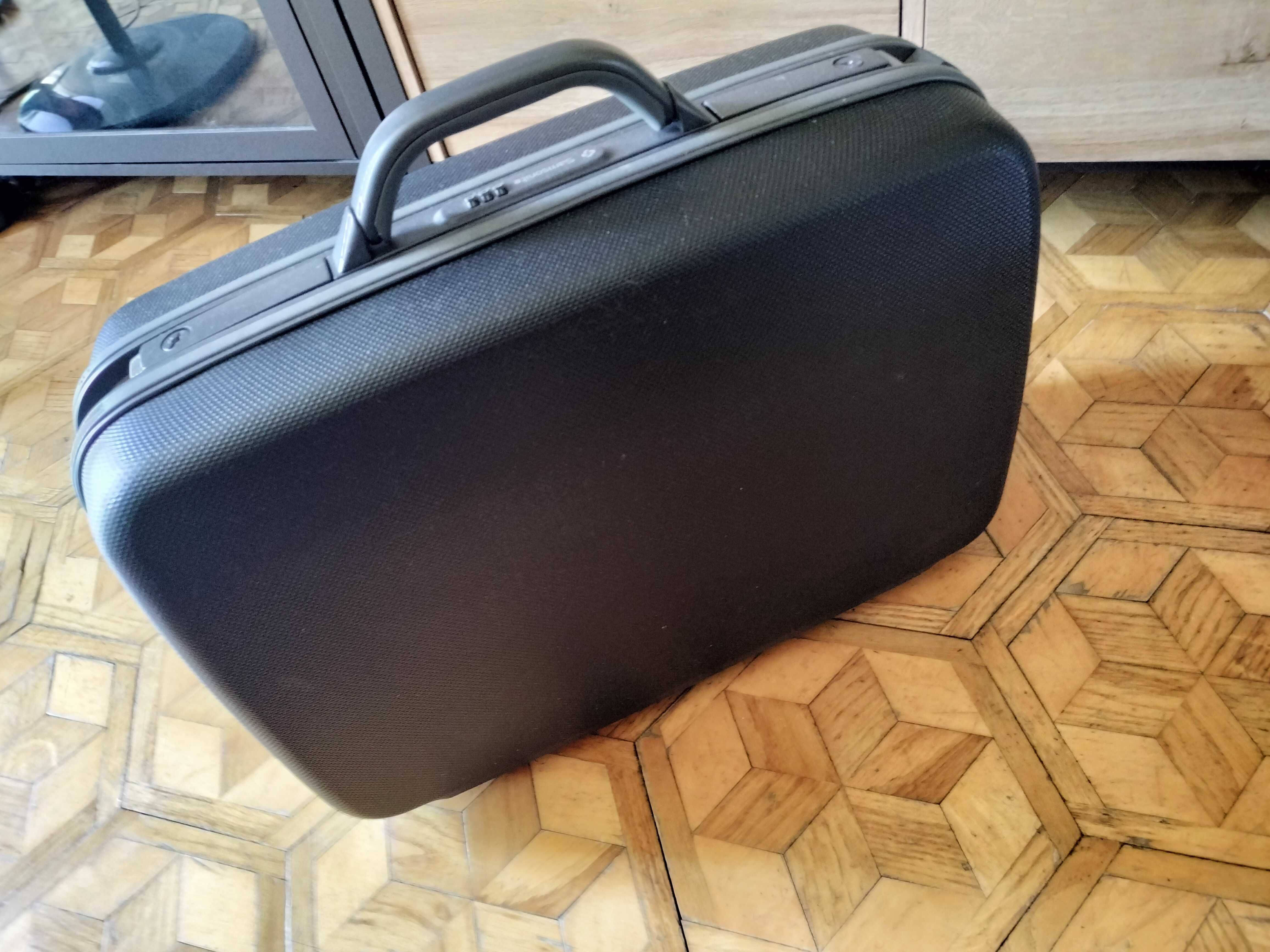 walizka sztywna Samsonite na kod 50 x 17 x 35