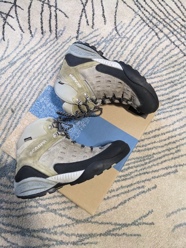 SCARPA Daylight mid gtx Трекінгові черевики/ботинки