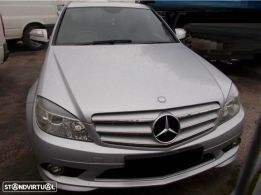 Mercedes C220CDI W204 de 2008 para peças