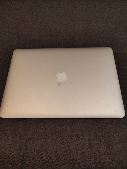 Ноутбук MacBook air