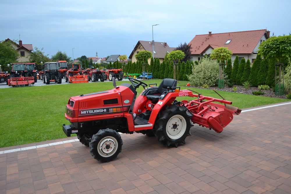 Traktorek japoński mini traktor Kubota  Mitsubishi M
