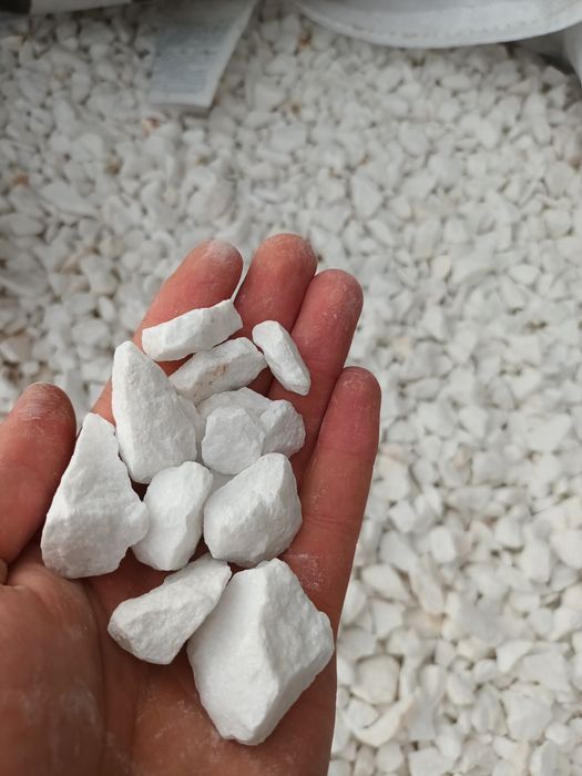 Kamień ozdobny,ogrodowy,kruszywo, ziemia pod warzywo,Zrębka kolorowa