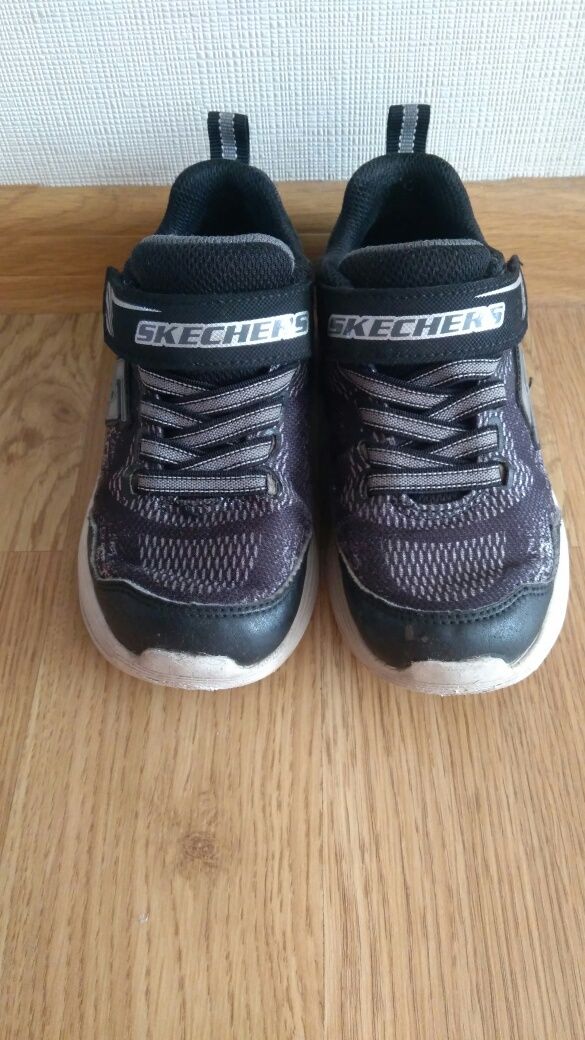 Кроссовки Skechers 27,5 us 11