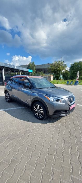 NISSAN  kicks  sv 2020
