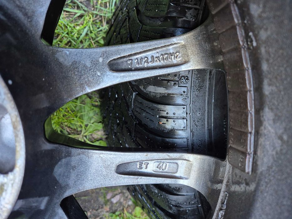 Koła zimowe 5x112 225/55R17 7,5mm bieżnik 2022rok Mercedes E C