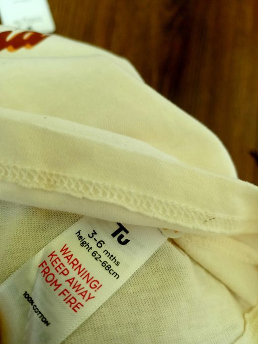 Nowa z metką bluzeczka dla dziewczynk 62 68 na 3 6 miesięcy