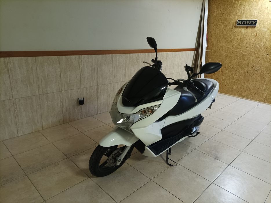 Honda PCX 125 impecável!