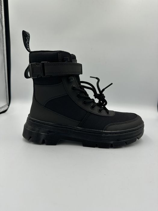 Botki czarne Dr.Martens 38 nowe z defektem