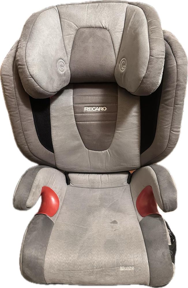 Автокрісло Recaro (9-36 кг)