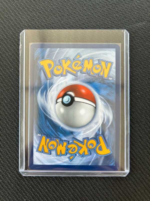 Team Rocket’s Moltres ex - Destined Rivals 31/182