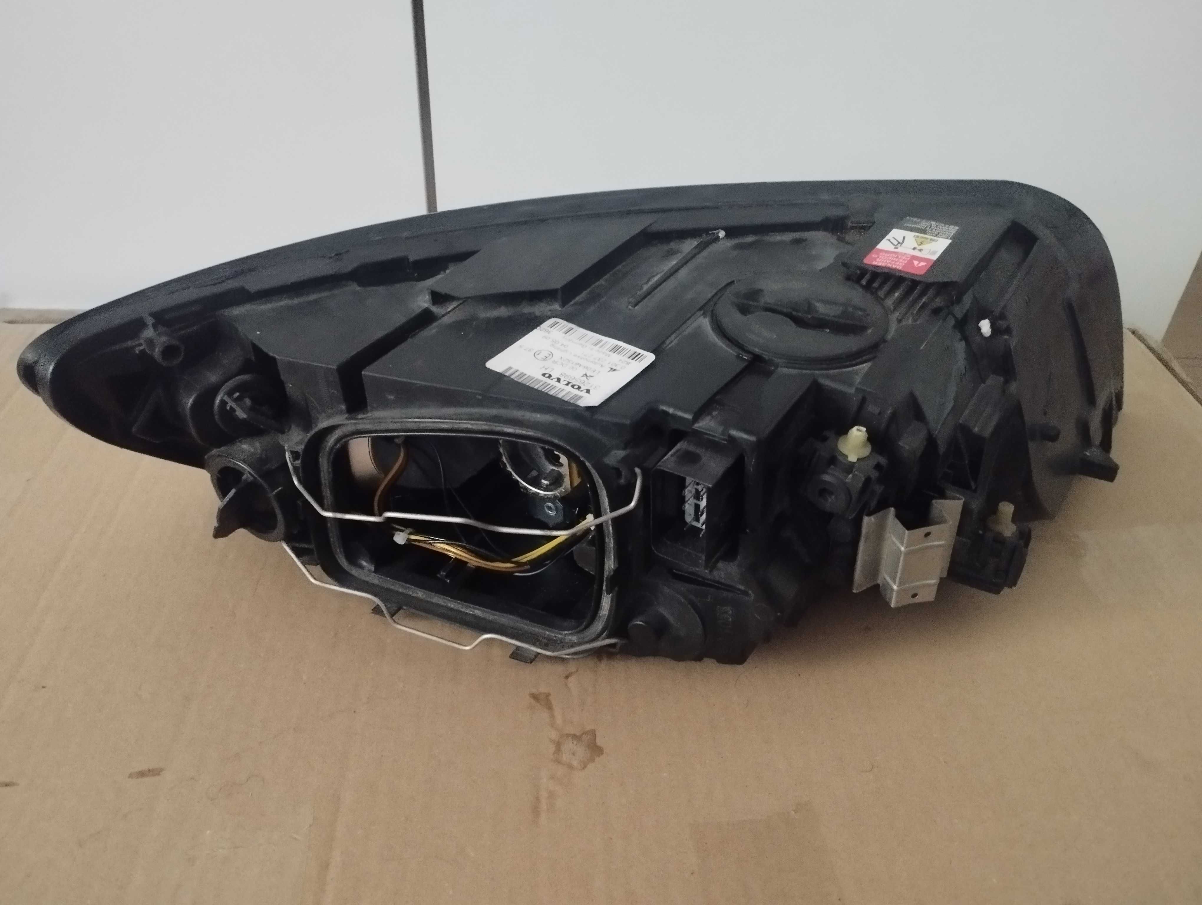Lampa xenon s40 v50 lift europa